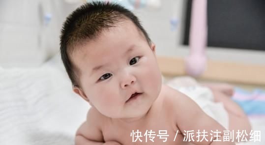 犯错|孩子生气打翻面条,服务员想收拾,奶奶接下来的话,让人肃然起敬