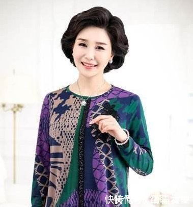 减龄|为什么六十岁女人都喜欢短发?发质发量气质变了,短发利落又减龄