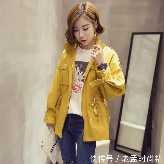 风衣 这时候应该穿什么上衣?这些很合适你
