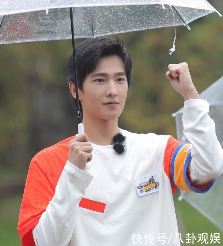 ent|牛气满满的哥哥官宣阵容，4位嘉宾回归，陈立农加盟收视稳了