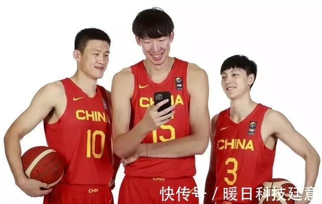 杨鸣|杜锋如果下课了，还真找不到更合适的人 杜锋不会主动辞职