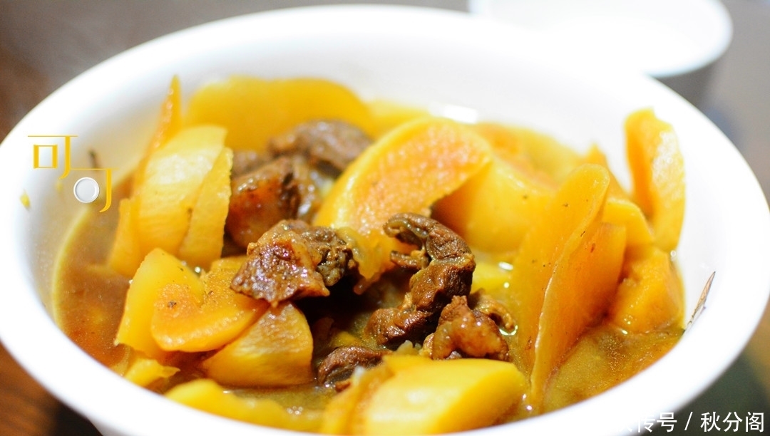 家常晚餐,4个菜2个是海鲜,其中一道很多人吃不惯却是我的最爱