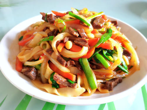 晒两口子的休息天午晚餐，午餐香艳晚餐清爽，一个字：香