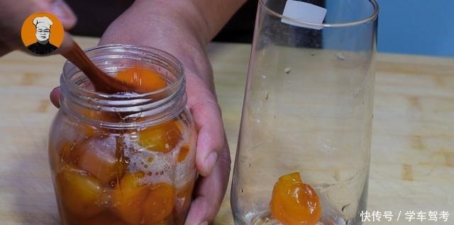 冬季反复咳嗽,在家炖上一锅金桔膏,又化痰,小孩要多吃