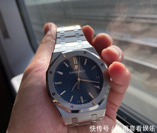 爱彼|三十岁男人的绝配，既能商务又能运动的江诗丹顿蓝盘纵横四海