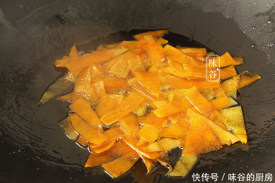 做成|冬天,这果皮是个宝,做成小零食,润喉止咳又美味,孩子超爱吃