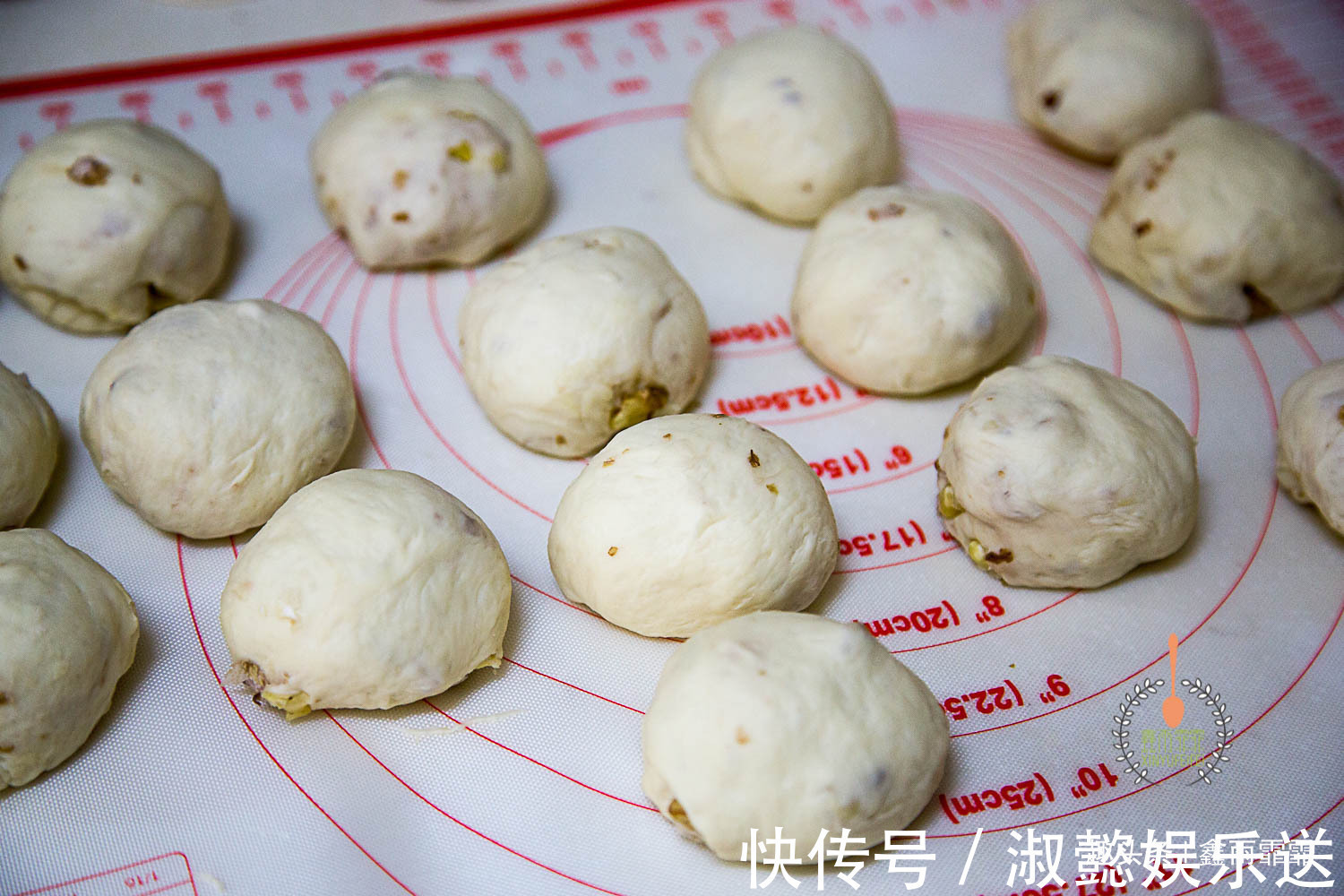 中国的馒头日本的烧饼，没对比就没有伤害，难怪日本人越来越长寿