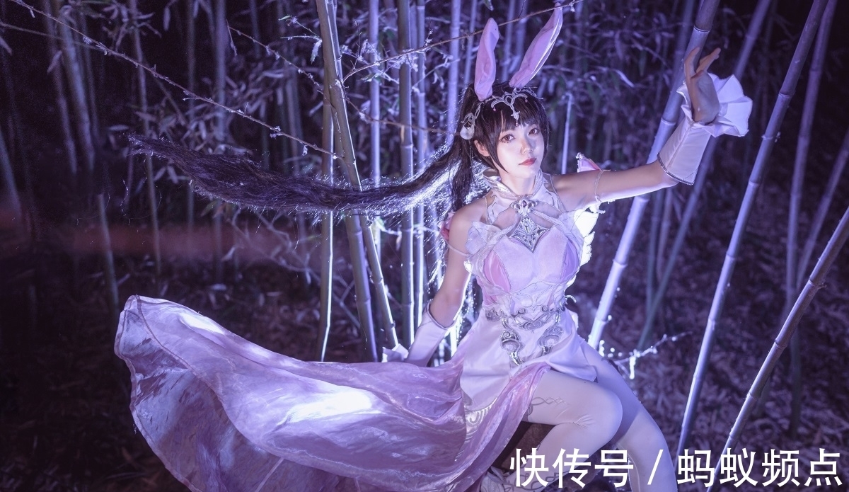 cos|斗罗大陆cos：星星点点光芒洒在了小舞身姿，又美又飒