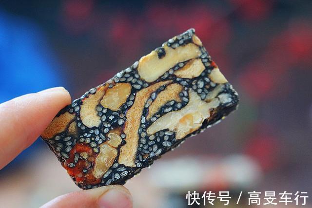 美味|黑芝麻核桃红枣糕,甜而不腻,营养美味,做法超简单