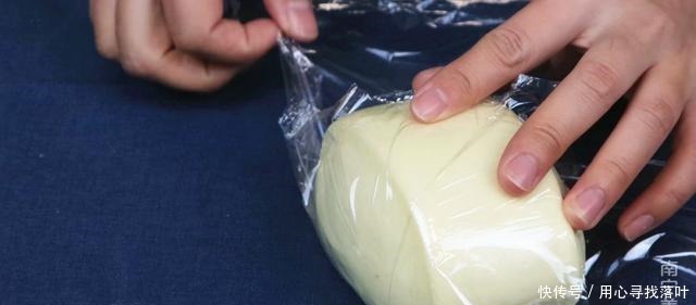 保存馒头别再放冰箱冷藏了，教你一招，放上3个月都依然宣软蓬松