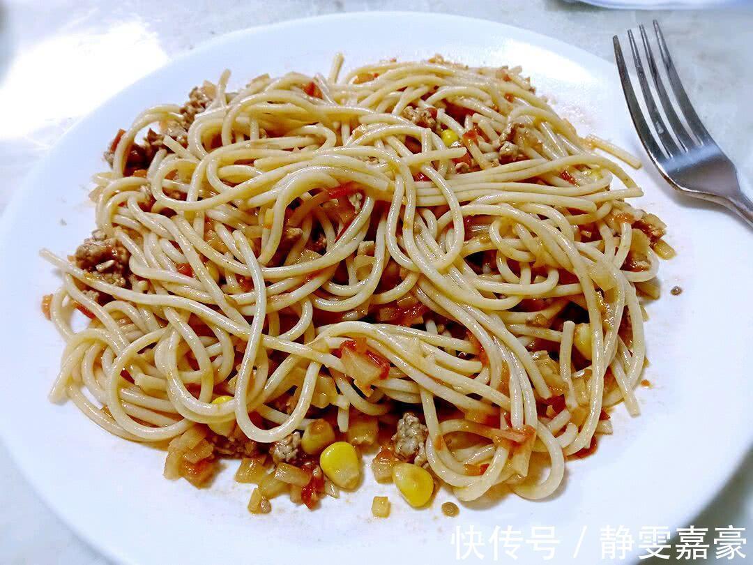 减肥期间|减肥少吃米饭馒头选择四种食物,不吃两类食物,三周瘦10斤