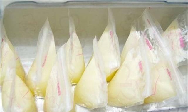 冻乳汁怎么给宝宝喝?挤奶、储存、解冻都有学问,很多妈妈犯错