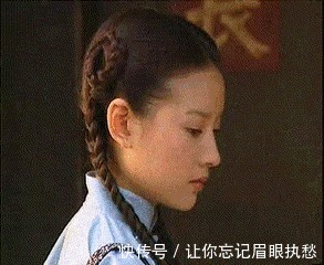 气质 容易毁气质的5种发型,不是显脸大,就是显头大,很多人都尝试过