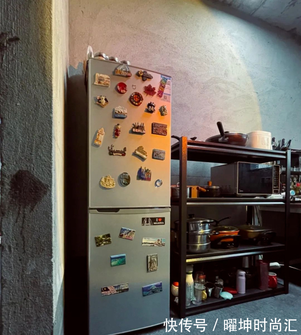 毛坯房|没钱装修,90后情侣直接入住170平毛坯房,生活却被无数人羡慕