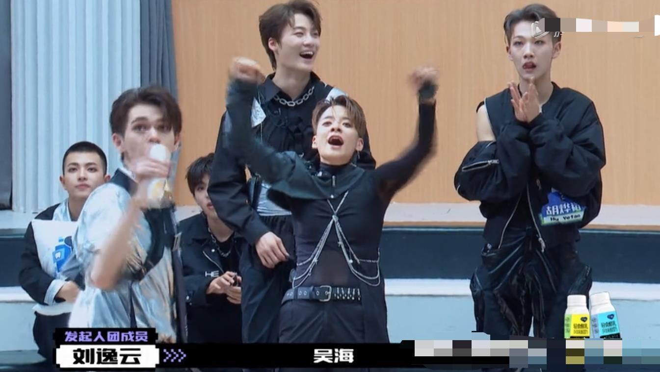 孟美岐刘宇点燃舞台，感觉冠军没跑，没想到冠军被不起眼的他拿走