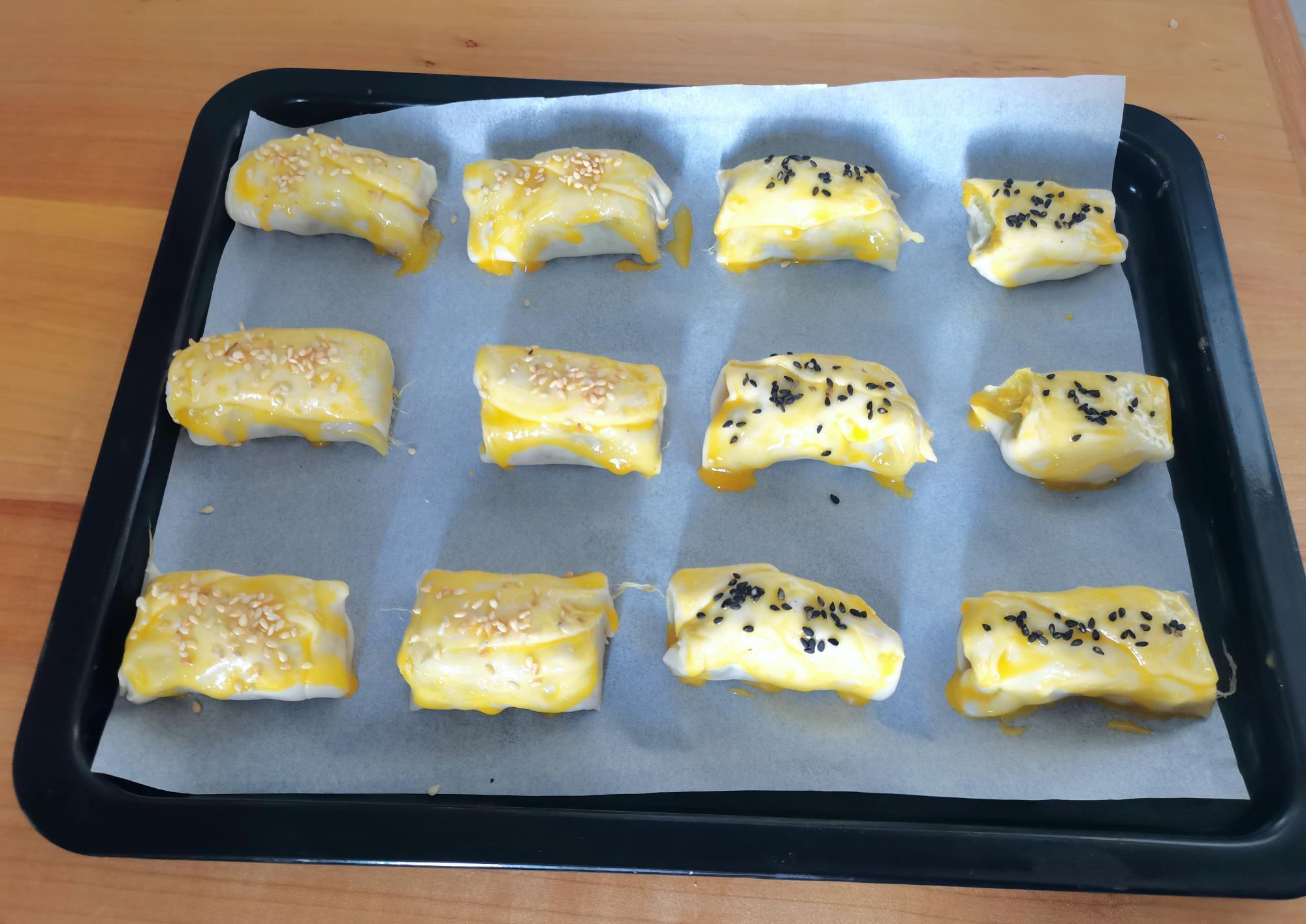 手抓饼的经典吃法，简单一卷，10分钟上桌，外酥里甜，外面买不到