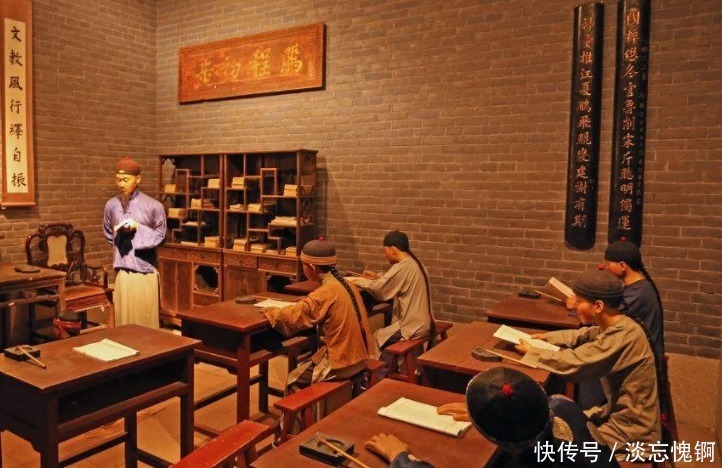 上联$先生出上联:昨日偷桃钻狗洞,不知是谁?学生的下联令人佩服!