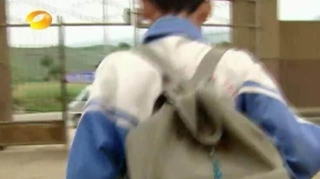 他因富人游戏，从《变形计》的农村娃脱胎换骨逆袭，今成国家栋梁