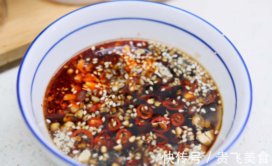 搅拌均匀|减肥别只会节食,推荐一道减脂菜,酸辣开胃味道鲜,好吃又解腻!