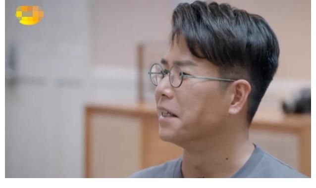 “大灣區(qū)哥哥”太敢想，陳小春四菜一湯定價499，張智霖揚言要賺100萬