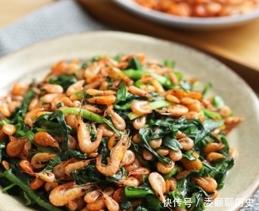 炒鸡蛋|韭菜别再炒鸡蛋了!教你3步,韭菜和“它”一起炒,美味还补钙!