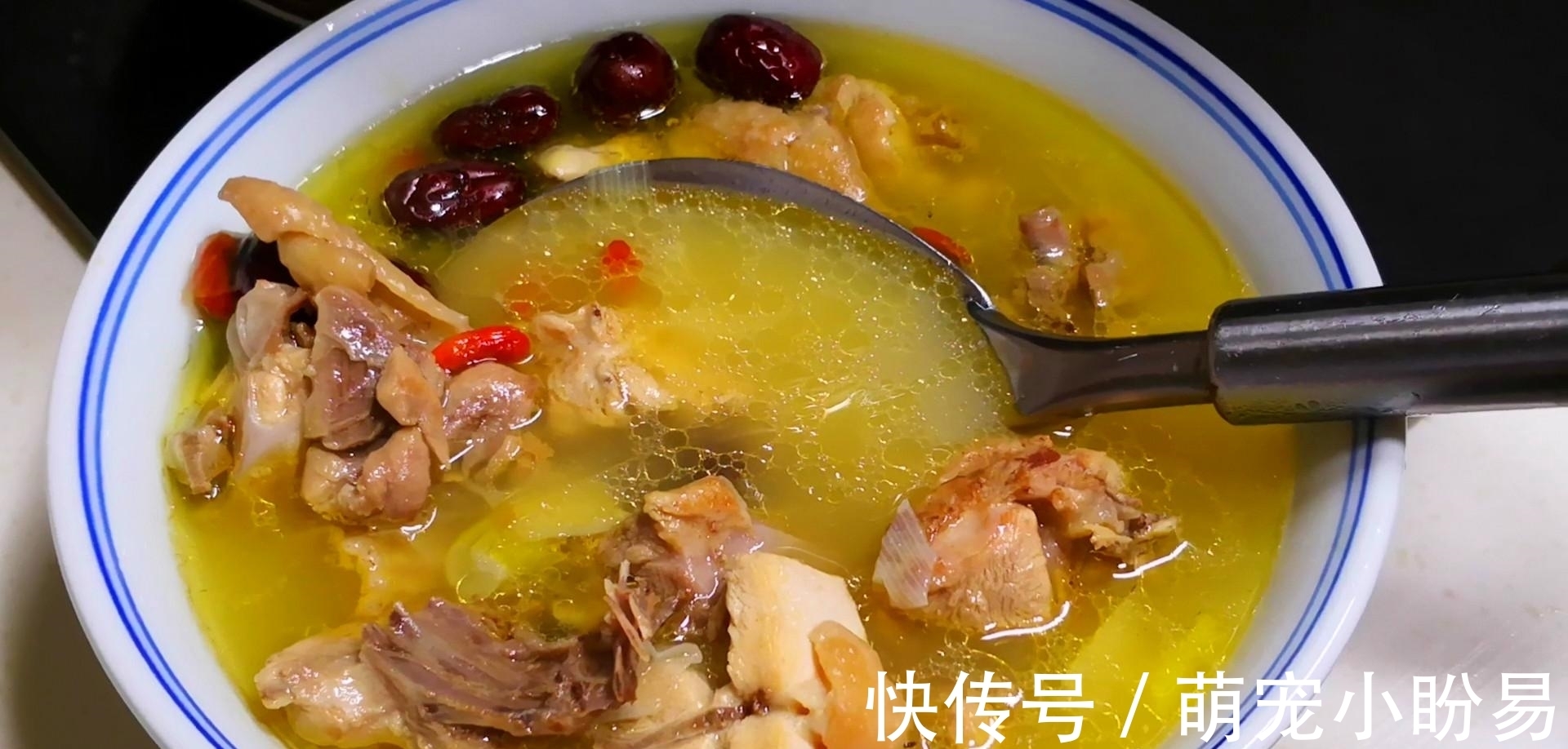 營養|入秋后，多給家人做這湯，我家每周做1次，比大骨湯有營養，特香！