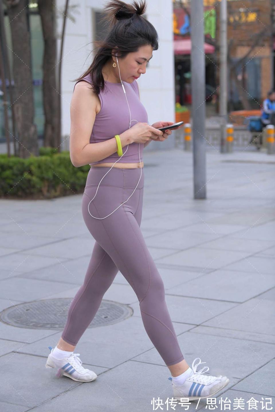 欧美感 娇小玲珑的身形也能穿出“欧美感”,不一样的穿搭才具魅力