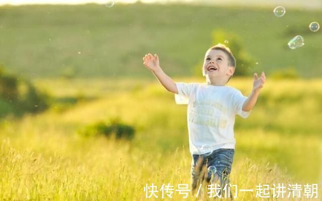 宝宝|孩子半夜睡觉腿抽筋,别以为是着凉,要抓住孩子身高“猛涨期”