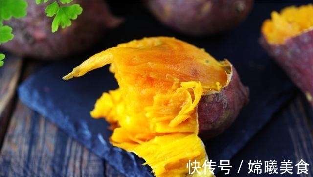 烤红薯时,别直接上锅烤,多加这一步,红薯香甜又细腻,更好吃!