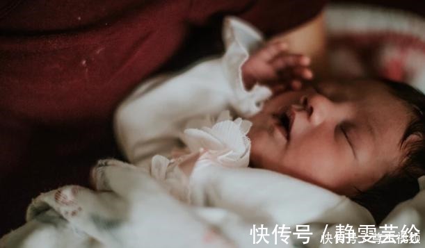 妈妈|喂夜奶后还需要拍嗝吗很多妈妈都不知道,来看看正确做法!