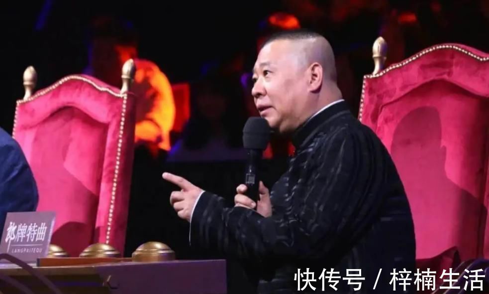 央視|陳佩斯坐鎮(zhèn)《金牌喜劇班》，央視為節(jié)目下足血本，神秘嘉賓引猜測(cè)