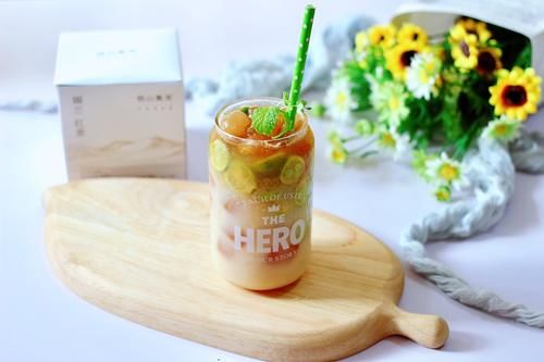  适量的冰块|某师傅的冰红茶，自己在家也能轻松做，简单方便，比外面卖的好喝