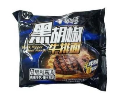 黑胡椒牛排|网友盘点最让人“倒胃口”的四种康师傅泡面,直呼:简直是“黑暗料理”