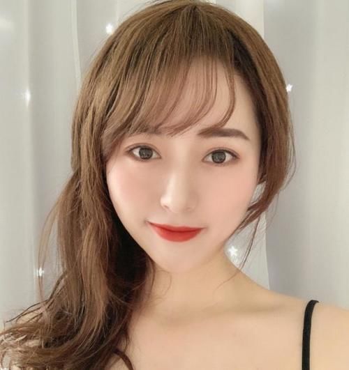 女生常见脸型分几种,瓜子脸不是最美,尤其第2种,化妆也难拯救