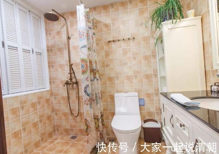 潮湿|为什么越来越多人家里卫生间不装淋浴房?原来这样设计更加实用