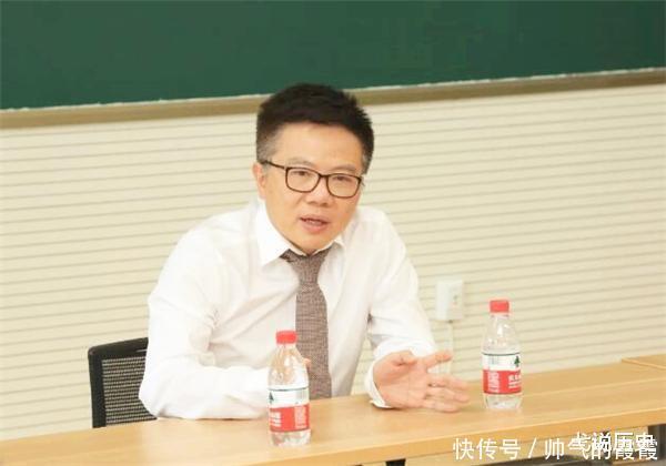 数学家吴宝珠连夺两届“国际奥数冠军”，曾认为试题容易拒参赛