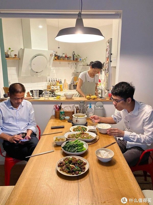 菜板|如果经济不宽裕,千万别盲目入手这些家居产物,买得起“用不起”