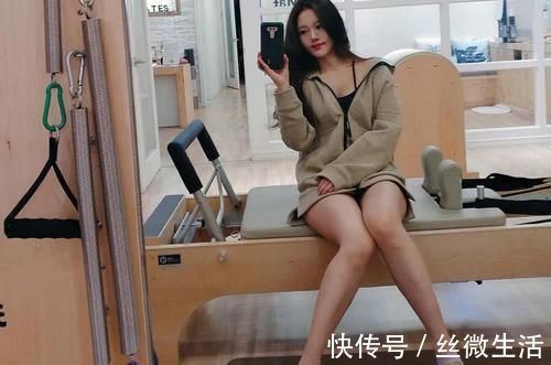 普拉提|女子坚持练习普拉提4年，身材出众，这是一种健康美吧！