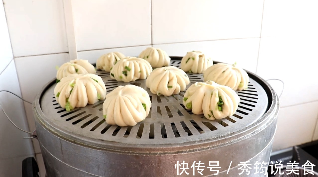 教您在家轻松做花卷，馒头松软、又白又好吃，看一遍就能学会