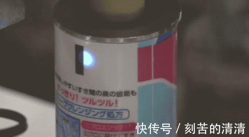 手帕纸,是怎么被叠得整整齐齐并打成小包的