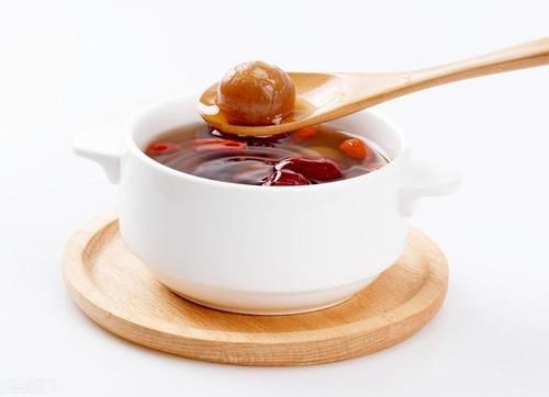 肺氣腫的5大症狀早發現早治療,3種食療方法,讓你遠離疾病