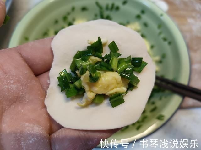 韭菜馅|做韭菜馅饺子,调料别乱放,只加“两味料”,馅料鲜香特好吃