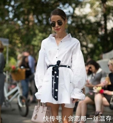 并存|街拍随手拍:如花似玉的美女,修身的穿搭,魅力与气质并存