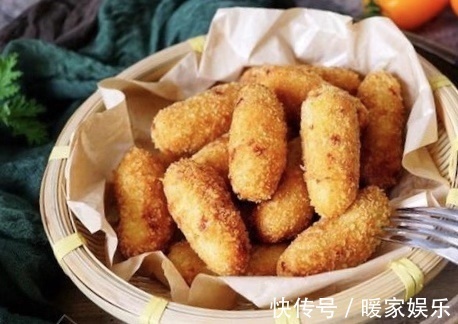 3个鸡蛋,做出孩子爱吃的小零食,比鸡蛋饼香,一口一个吃的过瘾