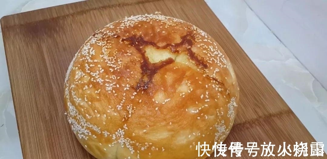 保鲜膜|面粉这样做才好吃, 不用烤箱, 不用黄油, 也能做出拉丝面包, 超香