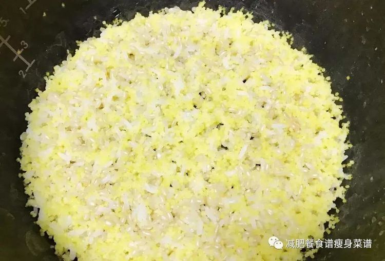 黑胡椒|一个月瘦8斤,减脂午餐怎么做?学会万能搭配公式,你也能瘦8斤