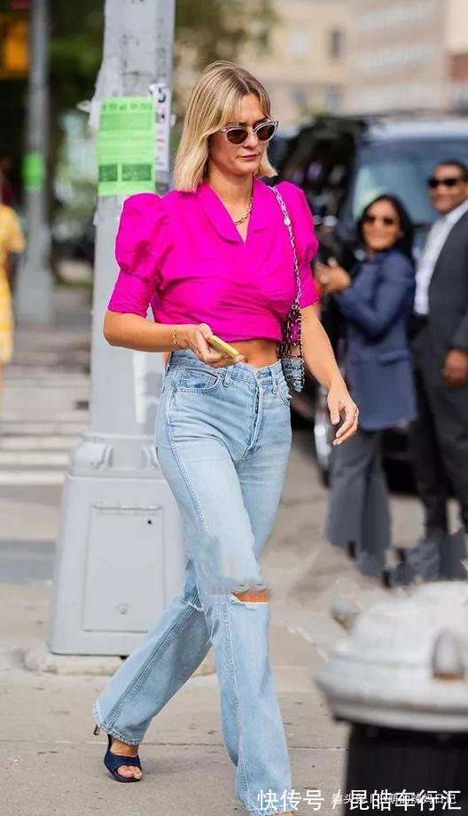 穿搭 女人过了50岁,买短袖记住这3不要,不然女神也会变村姑