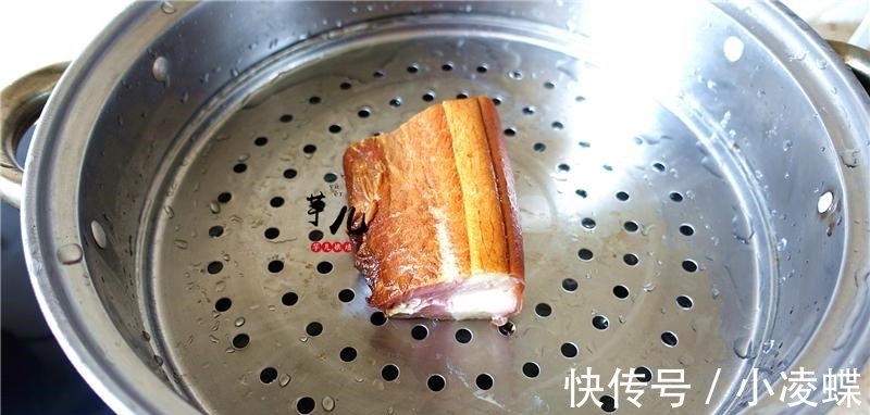 花菜|干煸花菜烧腊肉,做法简单,香辣可口,比饭店的好吃,下饭又下酒