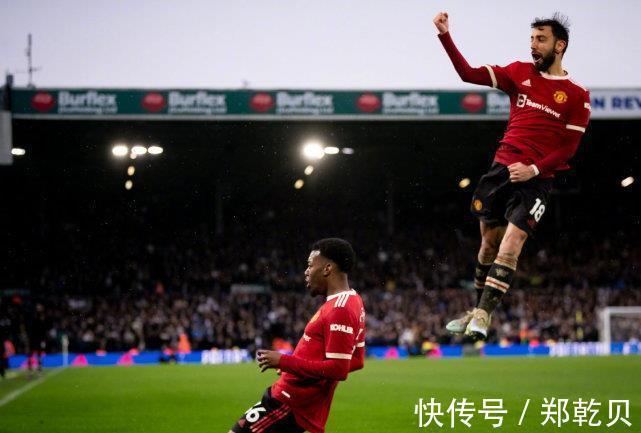 马奎尔|4-2!C罗踢得太郁闷:空门+单刀不进,下场后获教练安慰