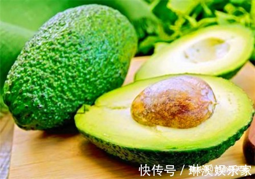 雌性激素|女性要养生，推荐吃4种食物，排出毒素，强身健体，可以滋养子宫